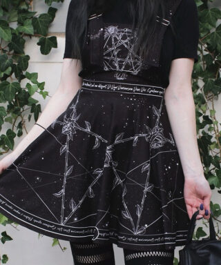 Salopette gothique - Roses