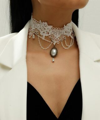 Collier ras du cou blanc - Goth
