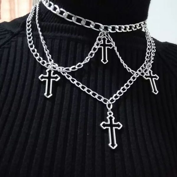 Collier crucifix - Gothique